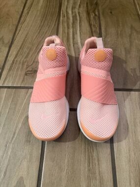 Nike Presto Youth Sized Sneakers